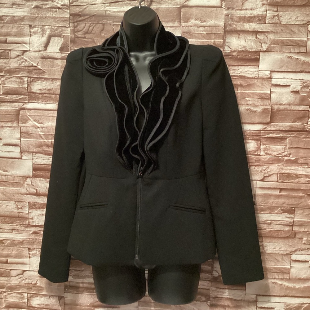 Vintage Magaschoni Chic Black Ruffled Blazer 6